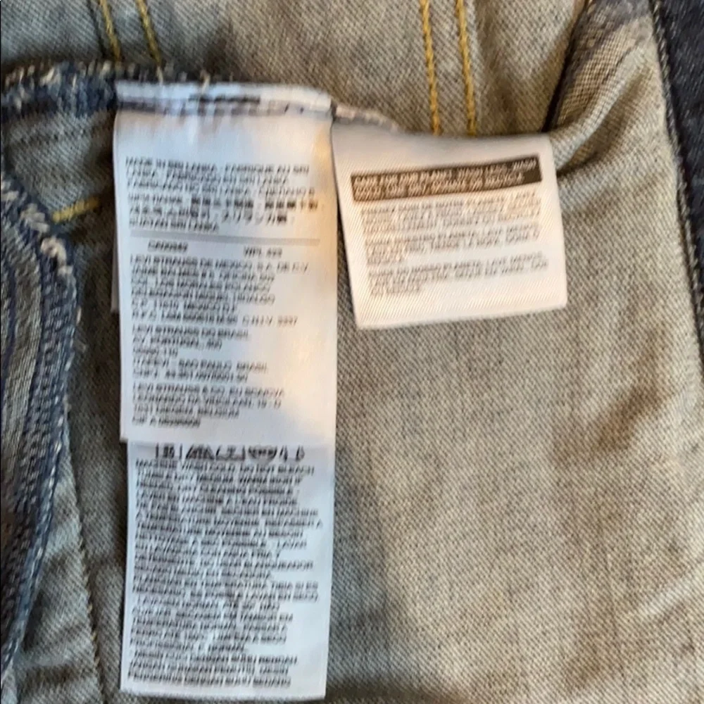 Levi’s Denim Jean Jacket - Picture 5 of 10